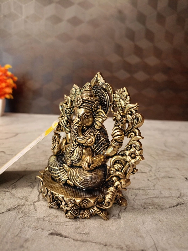 Brass Fine Art Ganesha With Designer Thiruvachi Idol