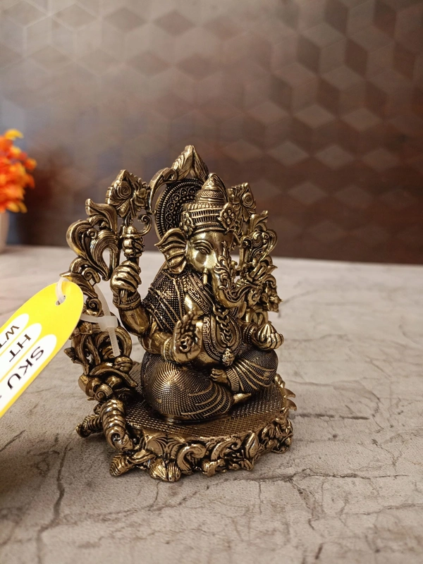 Brass Fine Art Ganesha With Designer Thiruvachi Idol