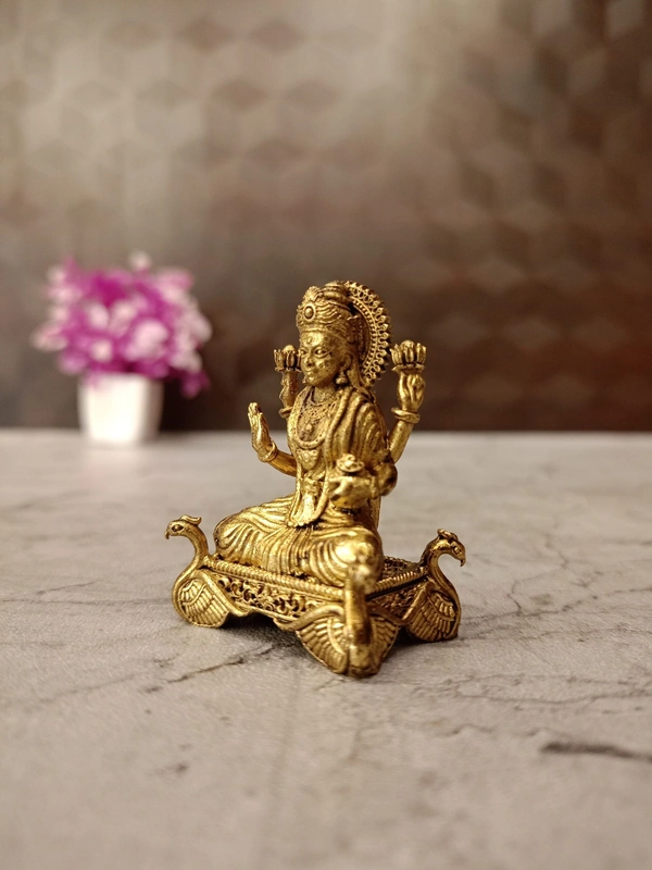DecorsOne Brass Fine art Lakshmi Idol 2″