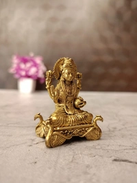 DecorsOne Brass Fine art Lakshmi Idol 2″