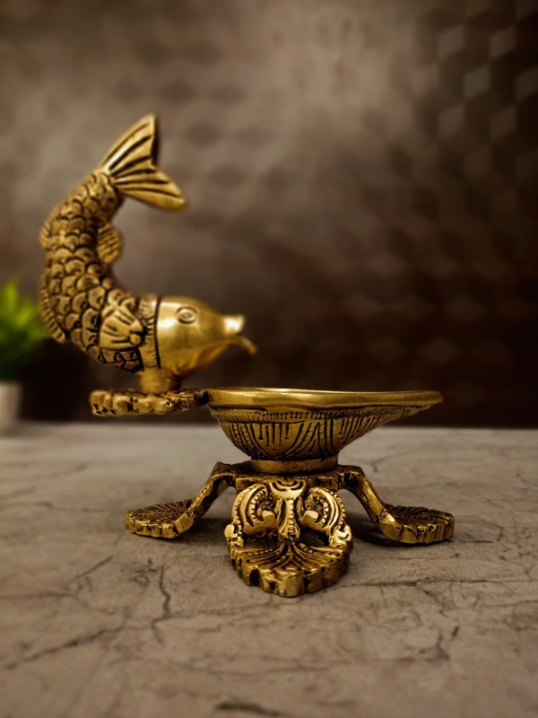 DecorsOne Brass Fish Diya With Designe Stand 6"