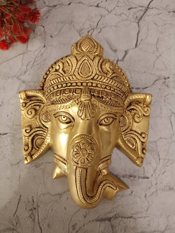 Brass Ganesha Face Wall Mount / Antique And Handicraft Idol , Listening and Grasping
