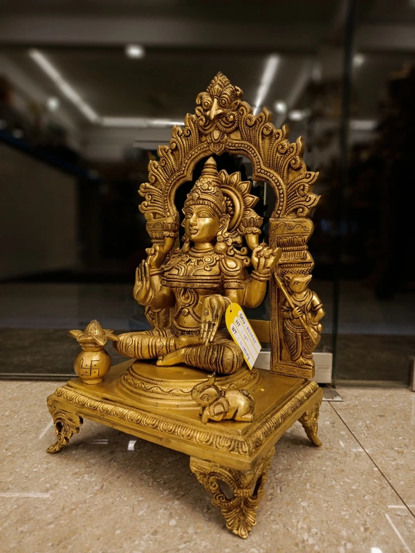 DecorsOne Brass Lakshmi Arch Idol 18"