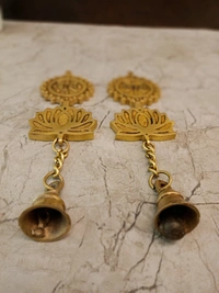 DecorsOne Brass Lotus With Bell Wall Mount Pair 10"