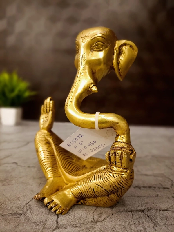 DecorsOne Brass Modern Ganesha Idol 6''