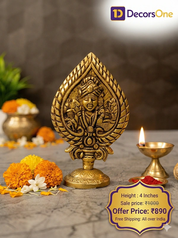 DecorsOne Brass Murugan Vel With Face 4"