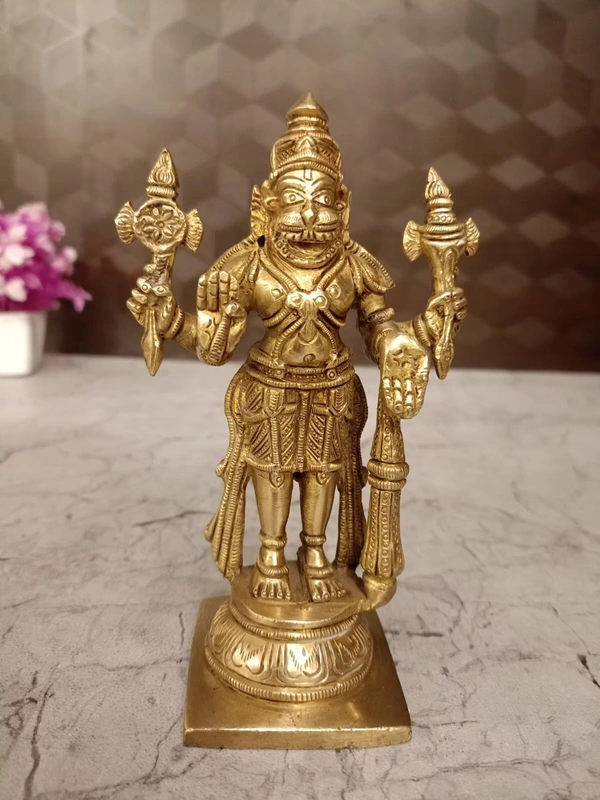 DecorsOne Brass Narashimar Idol 6"