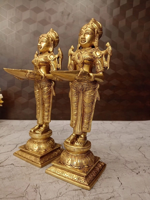 DecorsOne Brass Paavai Diya pair For Home Decor And Pooja Room / handicraft Idol 12″