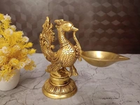 DecorsOne Brass Annam Holding Diya 7"