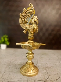 DecorsOne Brass Five Face Annam Diya 11"