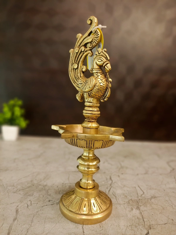 DecorsOne Brass Five Face Annam Diya 11"