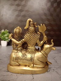 Brass Divine Brass Shiva Family Idol: Harmony, Protection & Prosperity for Your Home