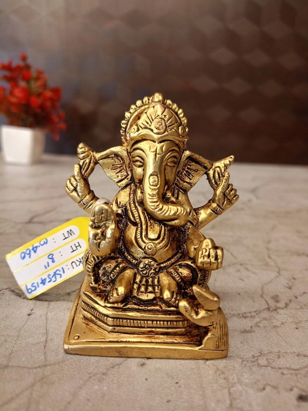Brass Ganesha Statue / Best For Pooja Room And Offices , Antique And handicraft idols