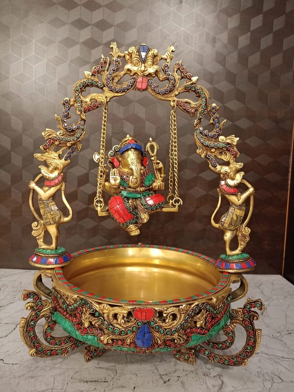 DecorsOne Brass Decorative Ganesha Stone Uruli / Traditional Uruli For Home Decor And Gifting Weddings