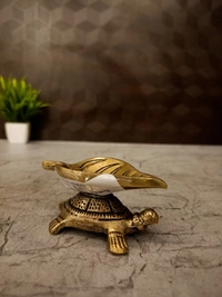 DecorsOne Brass Leaf Diya With Tortoise 1.5'