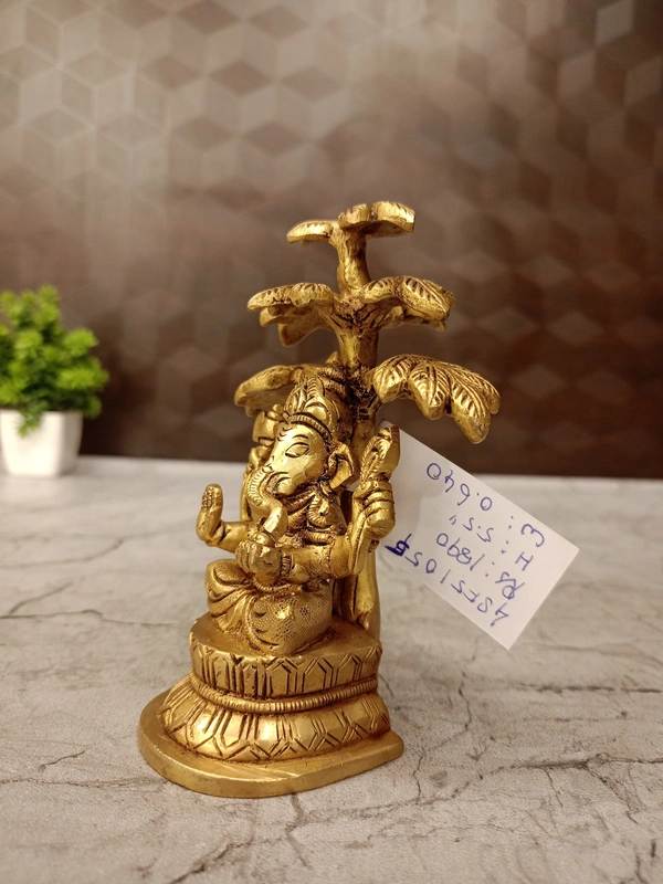 DecorsOne Brass Ganesha Sitting Under The Tree 5.5”