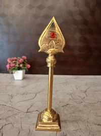 DecorsOne Brass Vel With Red Stone 8.5"