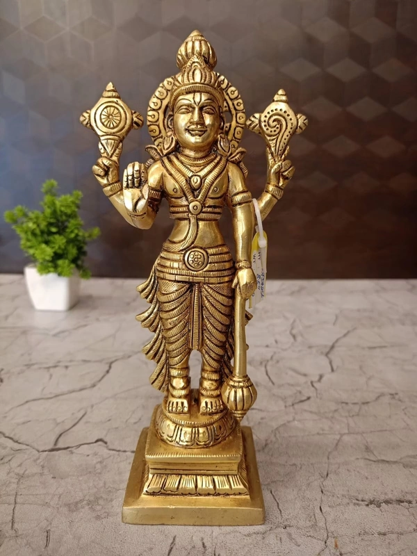 DecorsOne Brass Lord Vishnu idol 8.5"