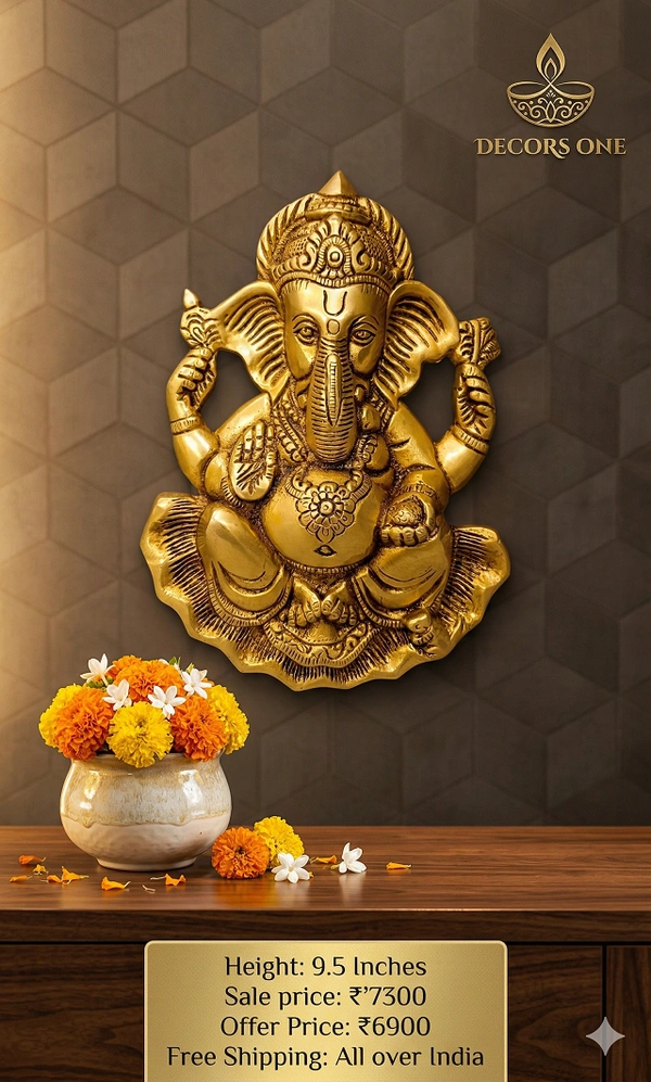 DecorsOne Brass Ganesha Wall Mount 9.5"
