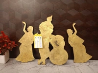 DecorsOne Brass Krishna With Decor Lady Wall Mount 10″