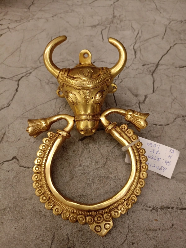 DecorsOne Brass Cow Head Door Knock 7.5”