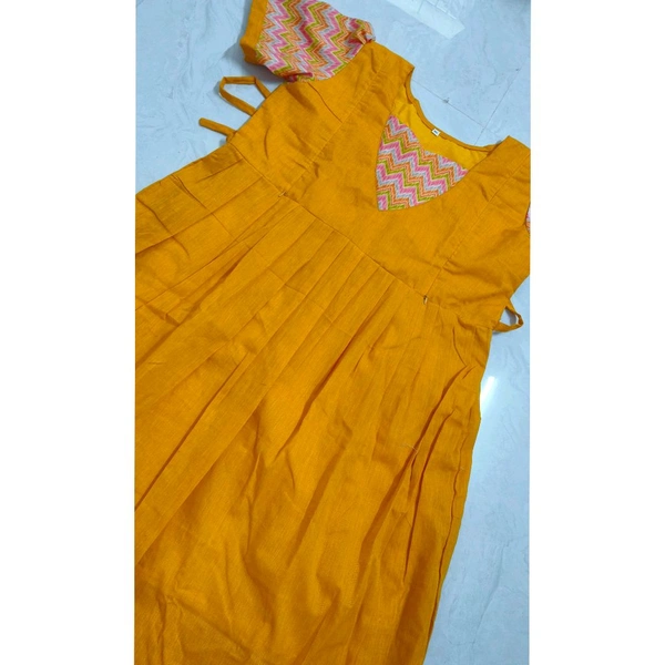 Yellow-cotton Feeding  - Yellow Orange, L