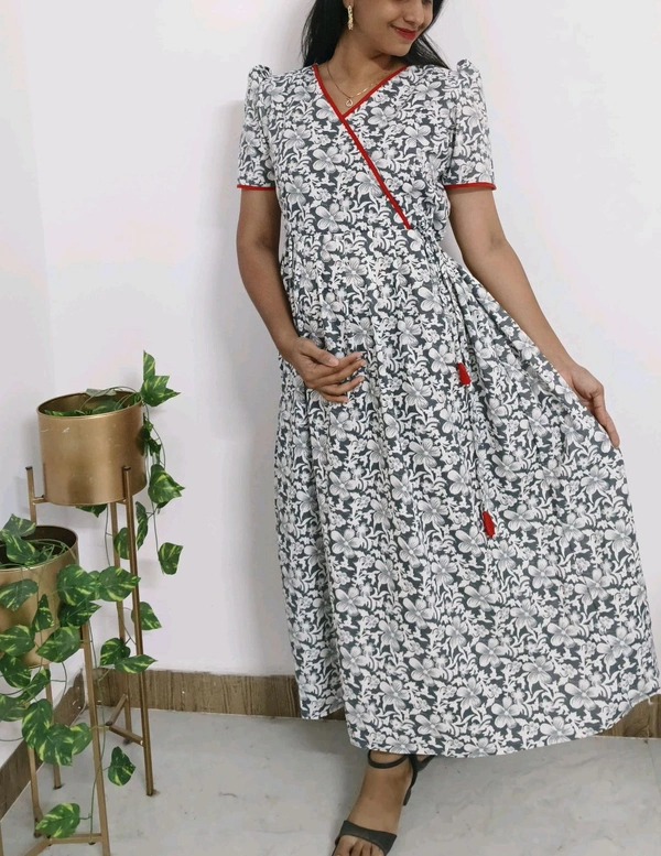 Grey-cotton Feeding Kurti  - Martini, XXL