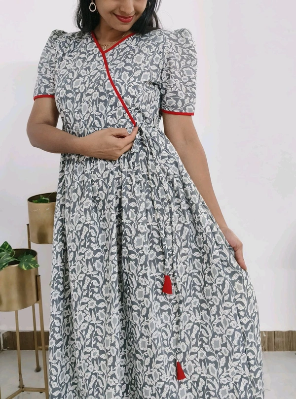 Grey-cotton Feeding Kurti - Martini, M