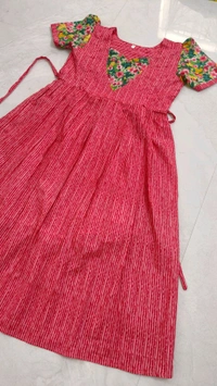 Pink Stripped-Cotton Feeding Kurti - M, Mandy