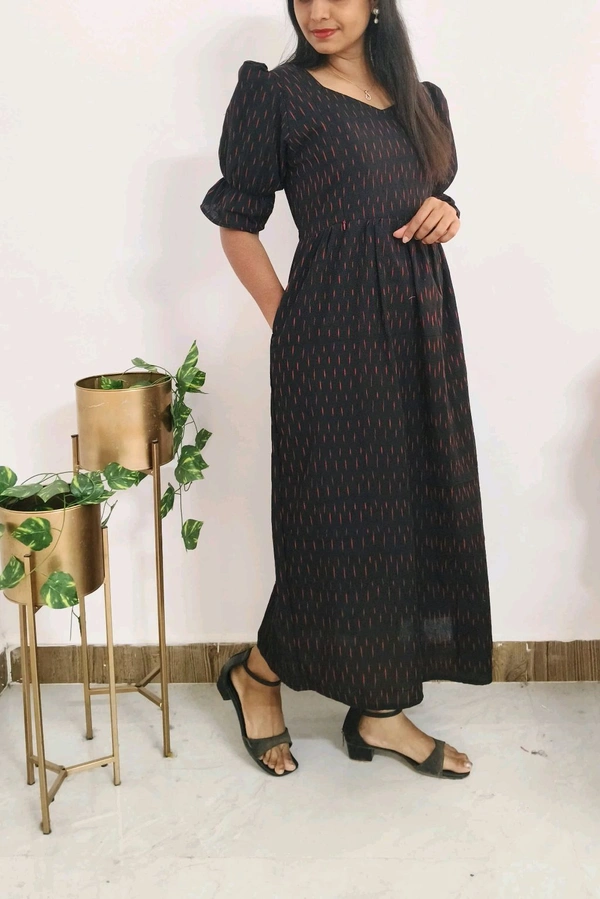 Black Ikkat Feeding Maxi - Black, XXL
