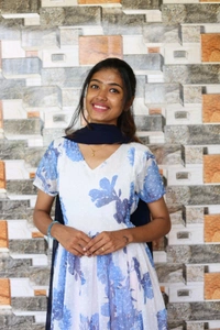 Georgette Feeding Kurti With Shawl - White, XL