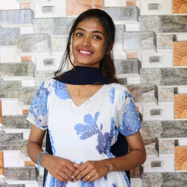 Georgette Feeding Kurti With Shawl - White, XXL