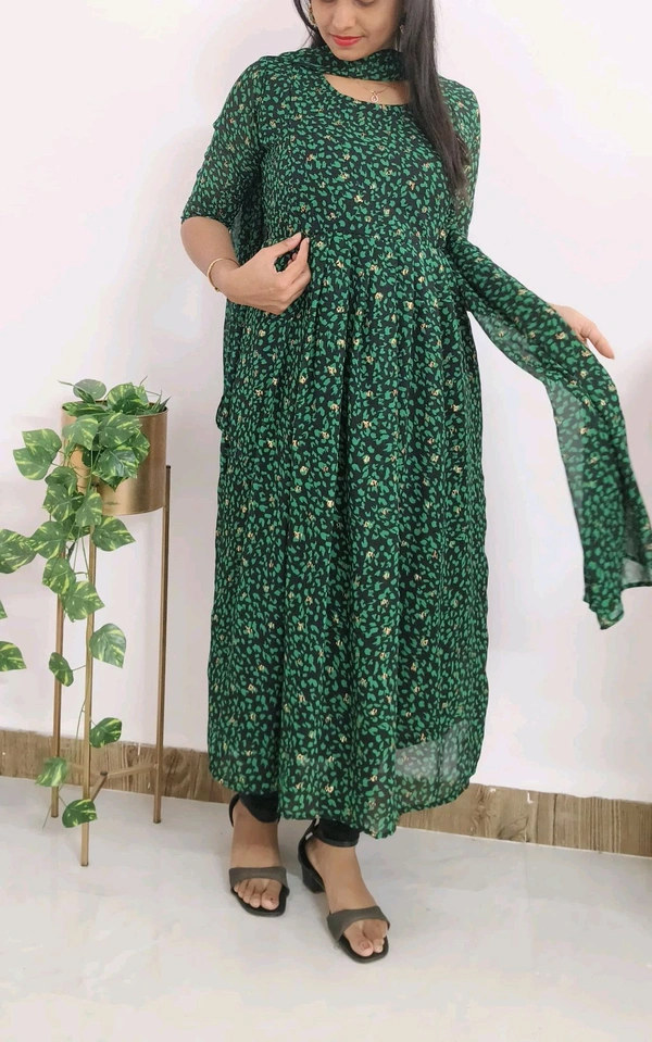 Green- Feeding Kurti With Shawl - San Felix, XL