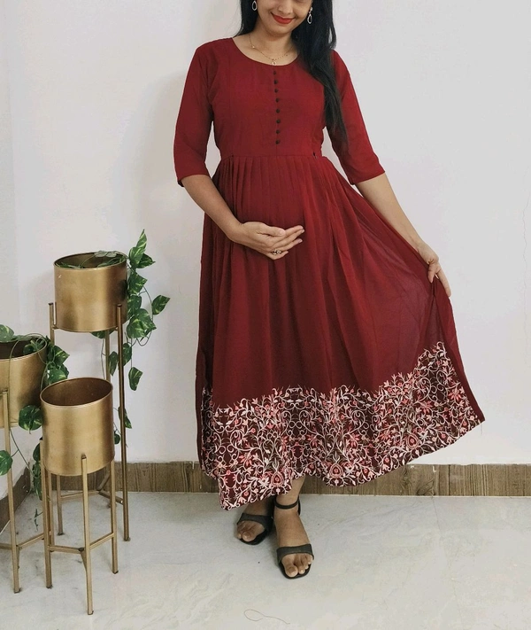 Red-embroidery feeding Kurti - 3XL