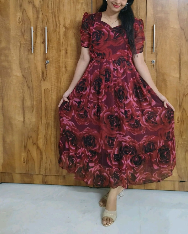 Red Rose- Georgette Feeding Kurtii - M, Bright Red