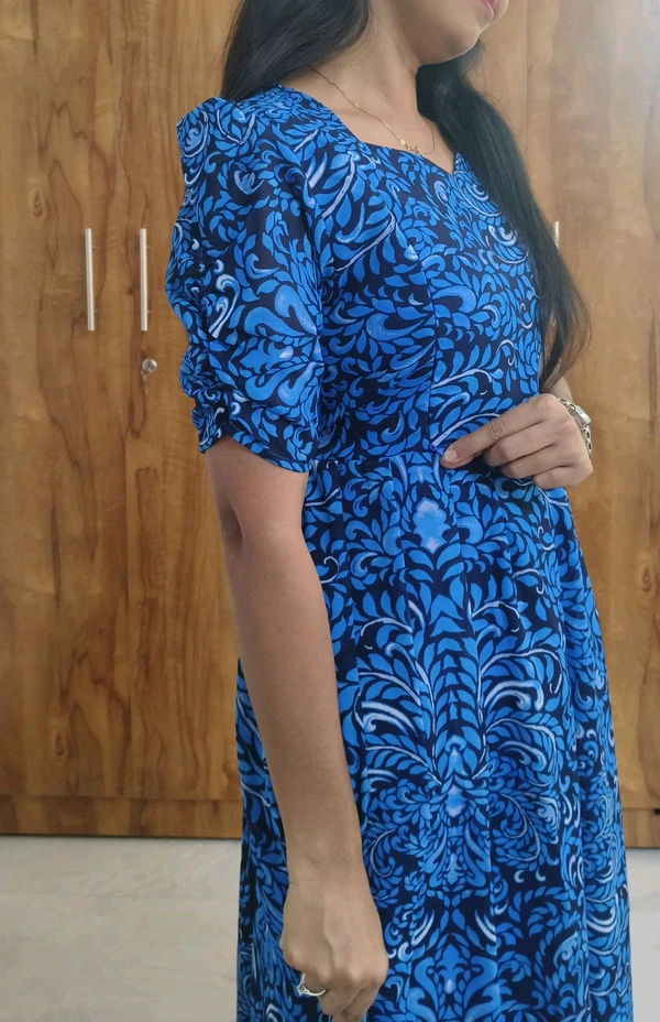 Blue Mandela Georgette Feeding Maxi - L