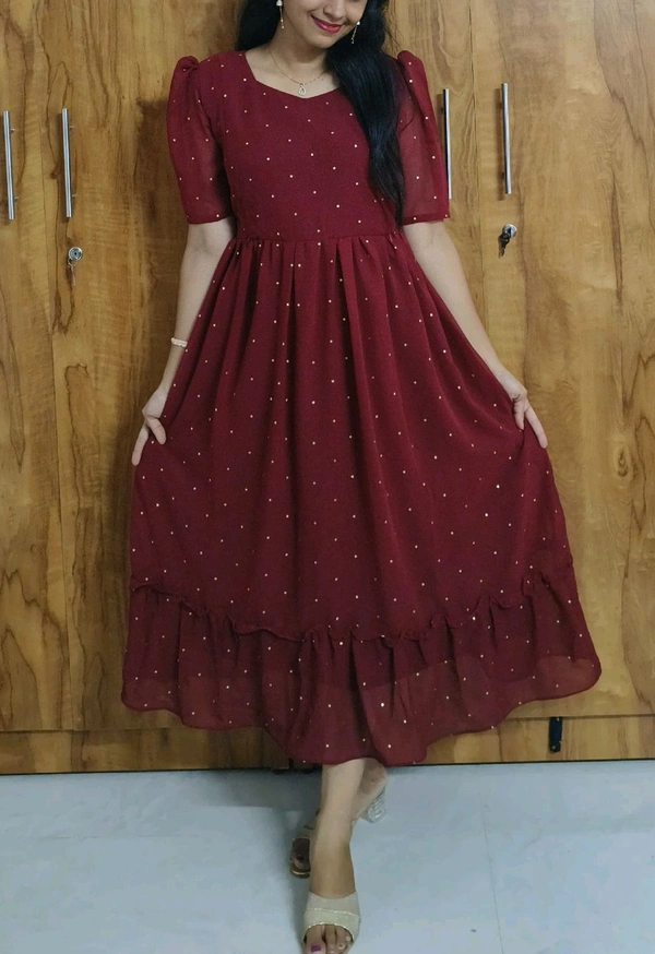 Maroon Dot-Georgette feeding maxi - XL