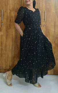 Black Star -Georgette Feeding Maxi - XXL