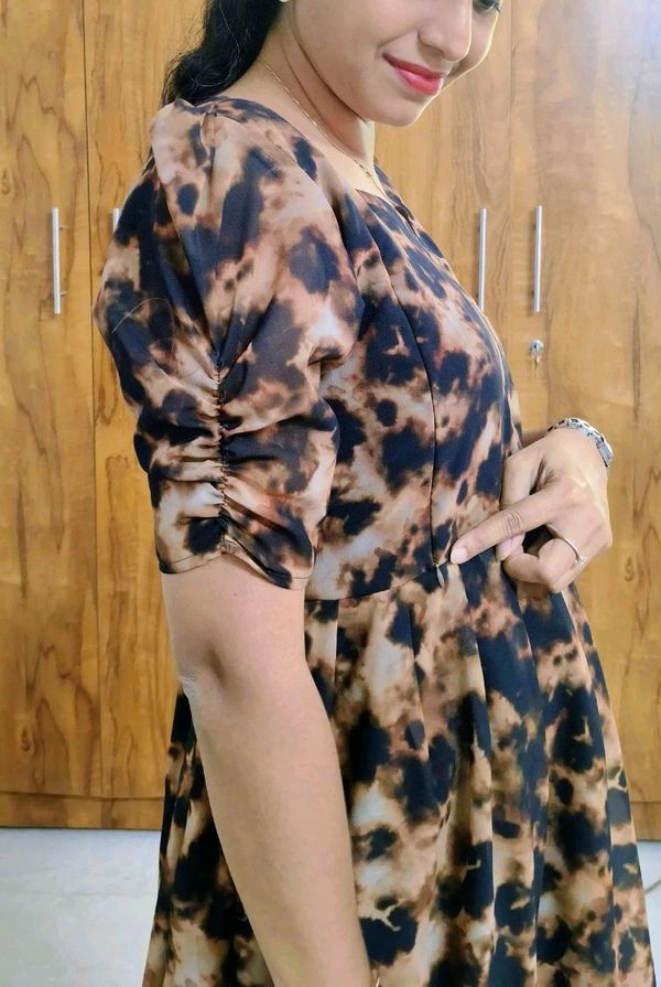 Animal Printed-Georgette feeding maxi - M