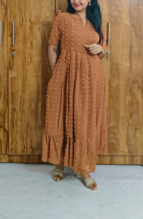 Brown Butta Georgette feeding maxi - M