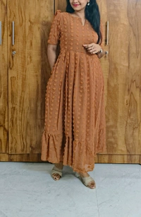 Brown Butta Georgette feeding maxi - L