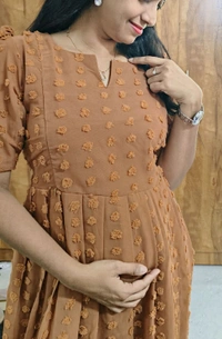 Brown Butta Georgette feeding maxi - L