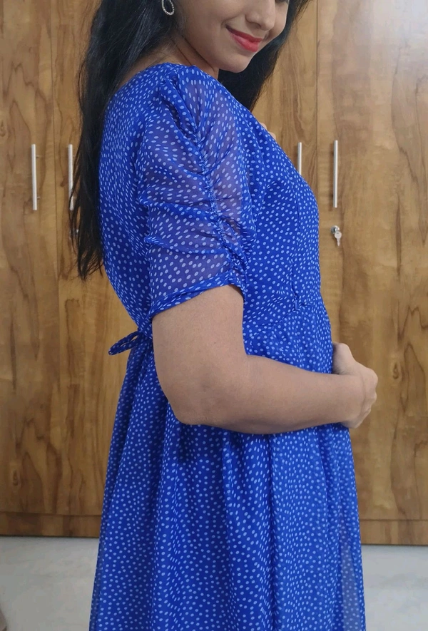 blue Feeding gerogette kurti - - XL