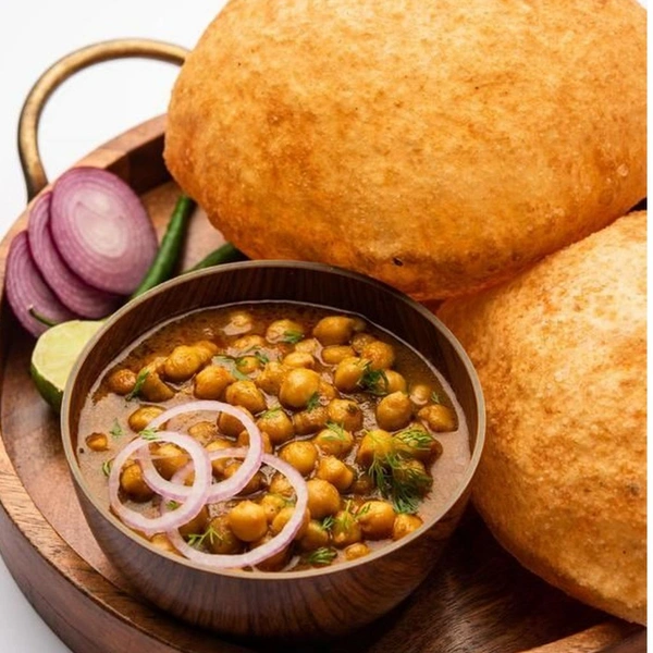 Chole Bhature (Set Of 2) - 8 Am To 12 Pm