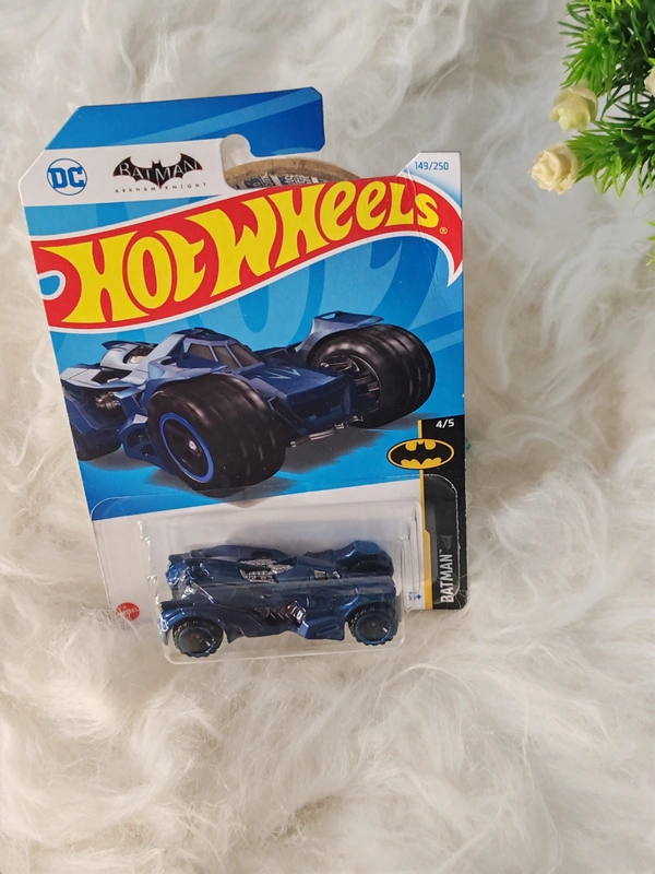 Hot Wheels 1:64 Scale|BATMAN: ARKHAM KNIGHT BATMOBILE|BATMAN|4/5|149/250