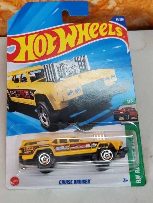 HOTWHEELS Hot Wheels 1:64 Scale | CRUISE BRUISER | HW Reverse Rake | yellow | 1/5 | 91/250