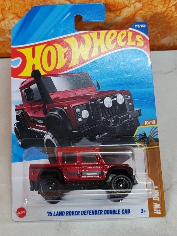 HOTWHEELS Hot Wheels 1:64 Scale | '15 LAND ROVER DEFENDER DOUBLE CAB | HW DRIFT | RED | 10/10 | 179/250
