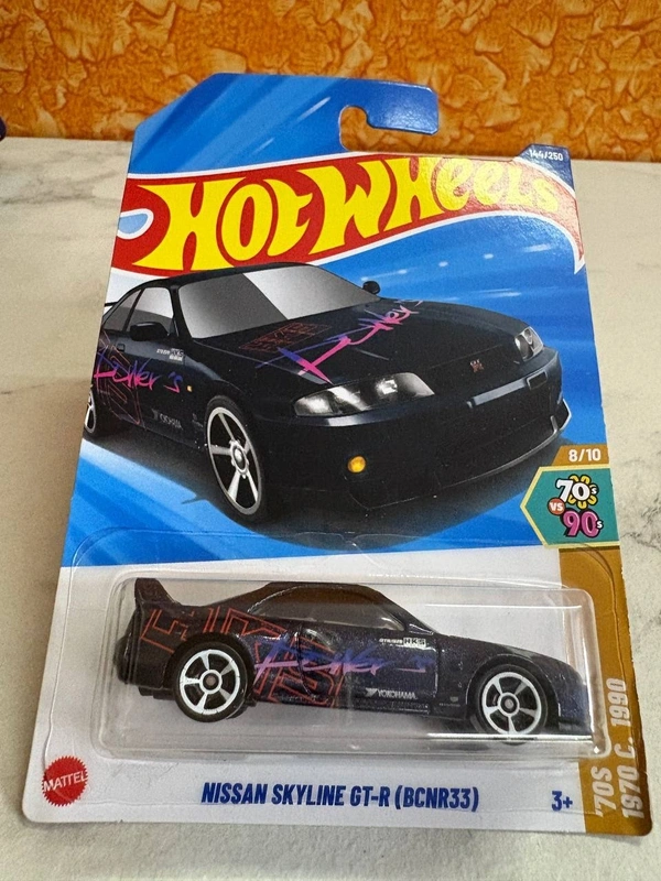 Hot Wheels 1:64 Scale | NISSAN SKYLINE GT-R (BCNR33) | '70s Vs '90s | black | Case M | 144/250