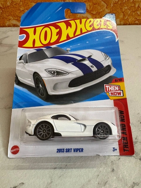 Hot Wheels 1:64 Scale | 2013 SRT VIPER | Then And Now | White | Case M | 214/250
