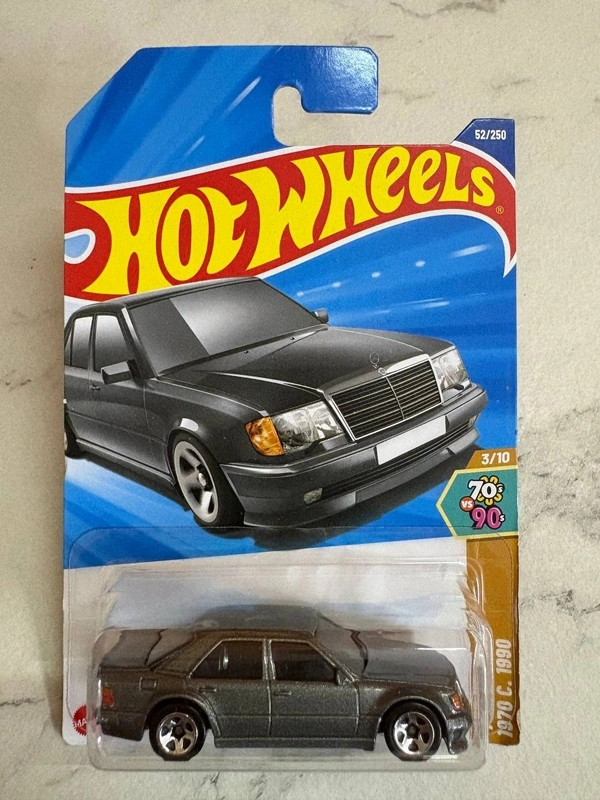 Hot Wheels 1:64 Scale | MERCEDES-BENZ 500 E | '70s Vs '90s | Gray | Case M | 52/250